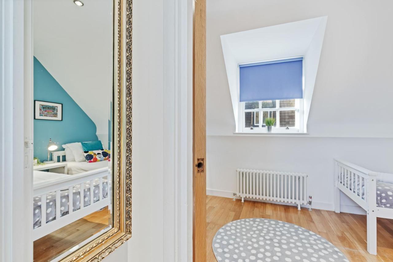 Majestic Mews Apartment With Free Parking - By My Getaways Hove Extérieur photo